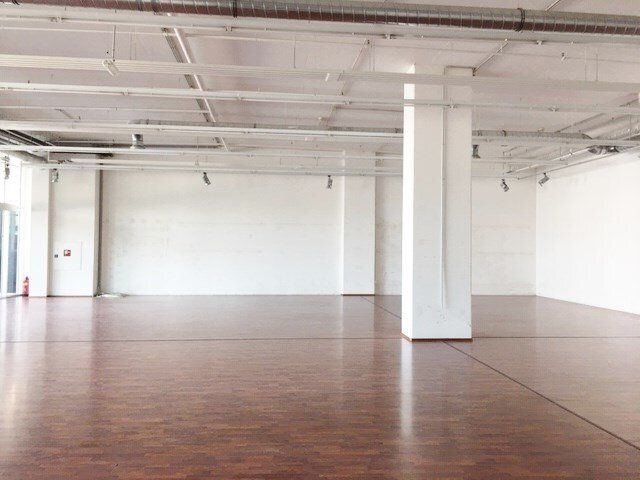 795 m² Handelsfläche | Glasfront | Parkplätze | Airport Business Point - Ansicht 5