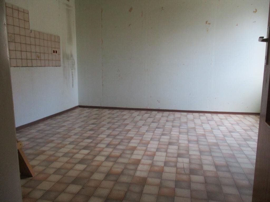 Renovierungsbedürftige 2-Zimmer-Wohnung in Thörl ! - Visning 2