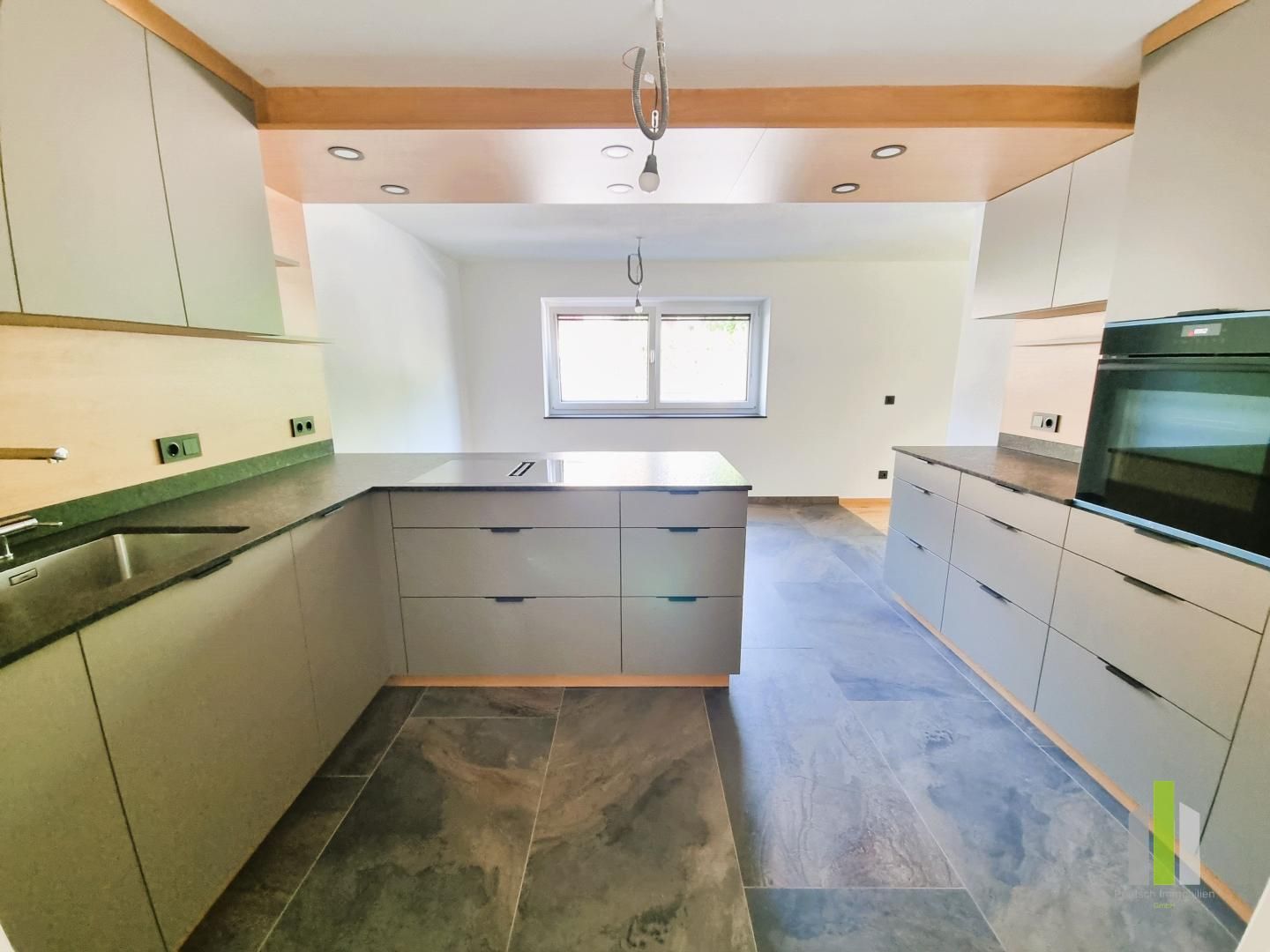 NEUBAU - 2-Zimmer-Wohnung mit eigenem Garten im Erstbezug!