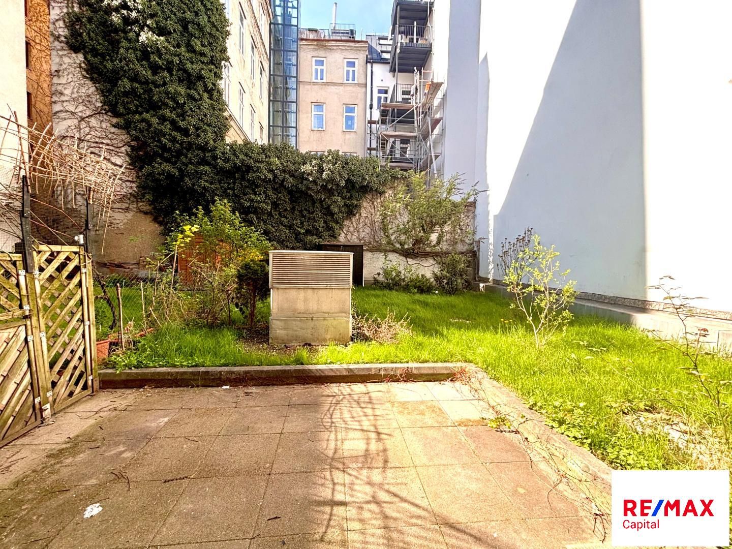 Charmante 4-Zimmer Gartenwohnung mitten in der Stadt