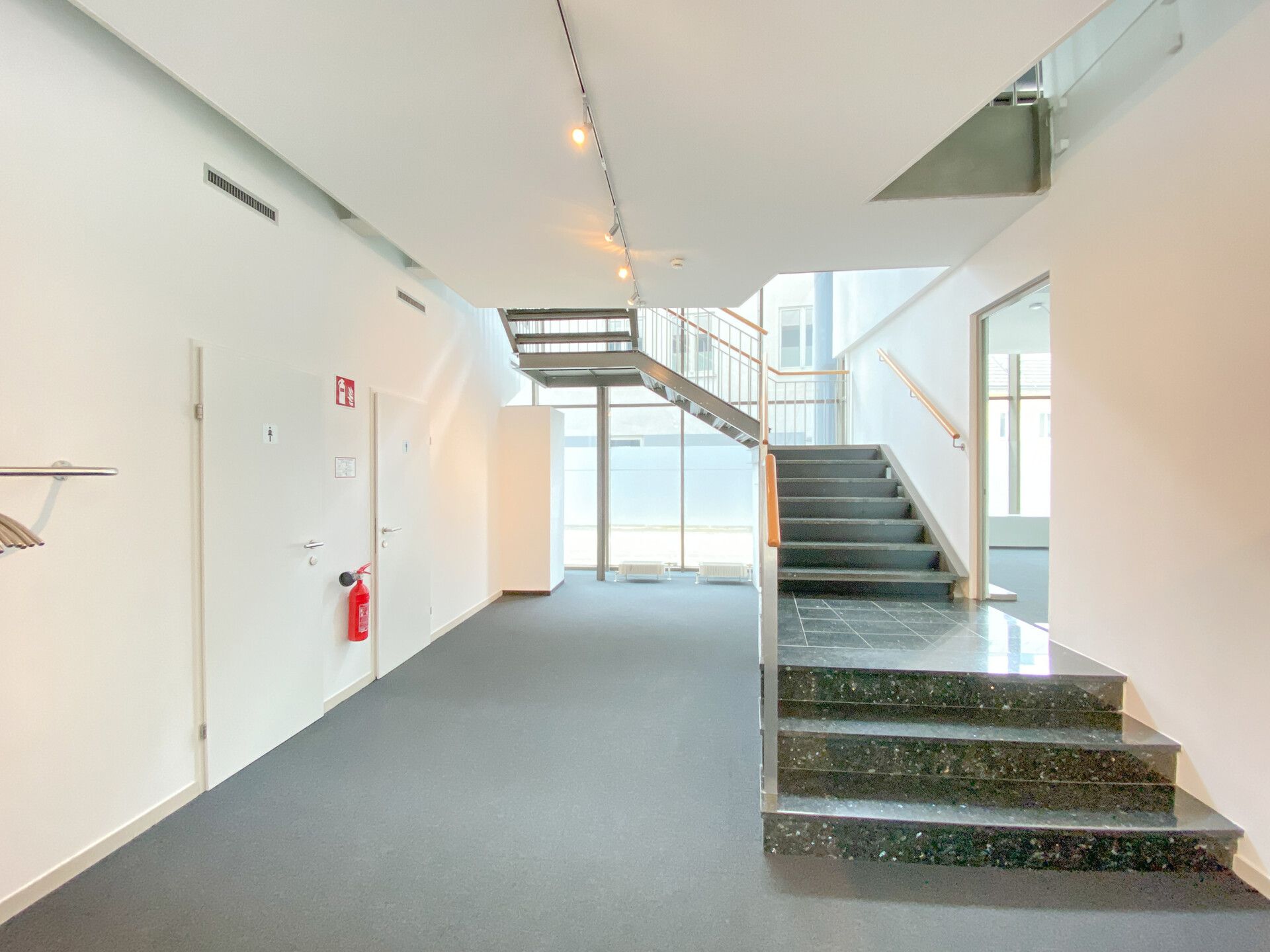 Günstige Bürofläche in Urfahr - hell & offen mit bester Infrastruktur! - Mehr