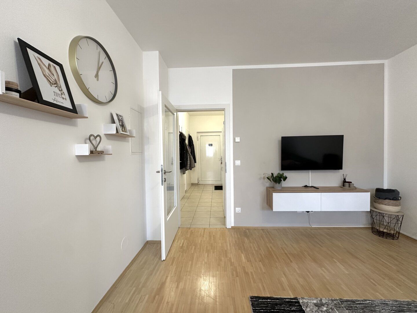 *Provisionsfreie Sonnige 2-Zi.-Wohnung mit Balkon / Carportstellplatz zusätzlich*