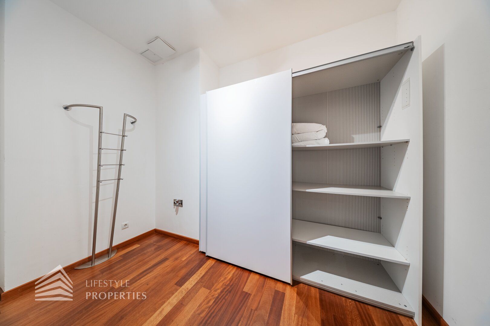 Einzigartiger Blick über Wien! Garconniere mit großem Balkon am Kahlenberg - Vaizdas 5