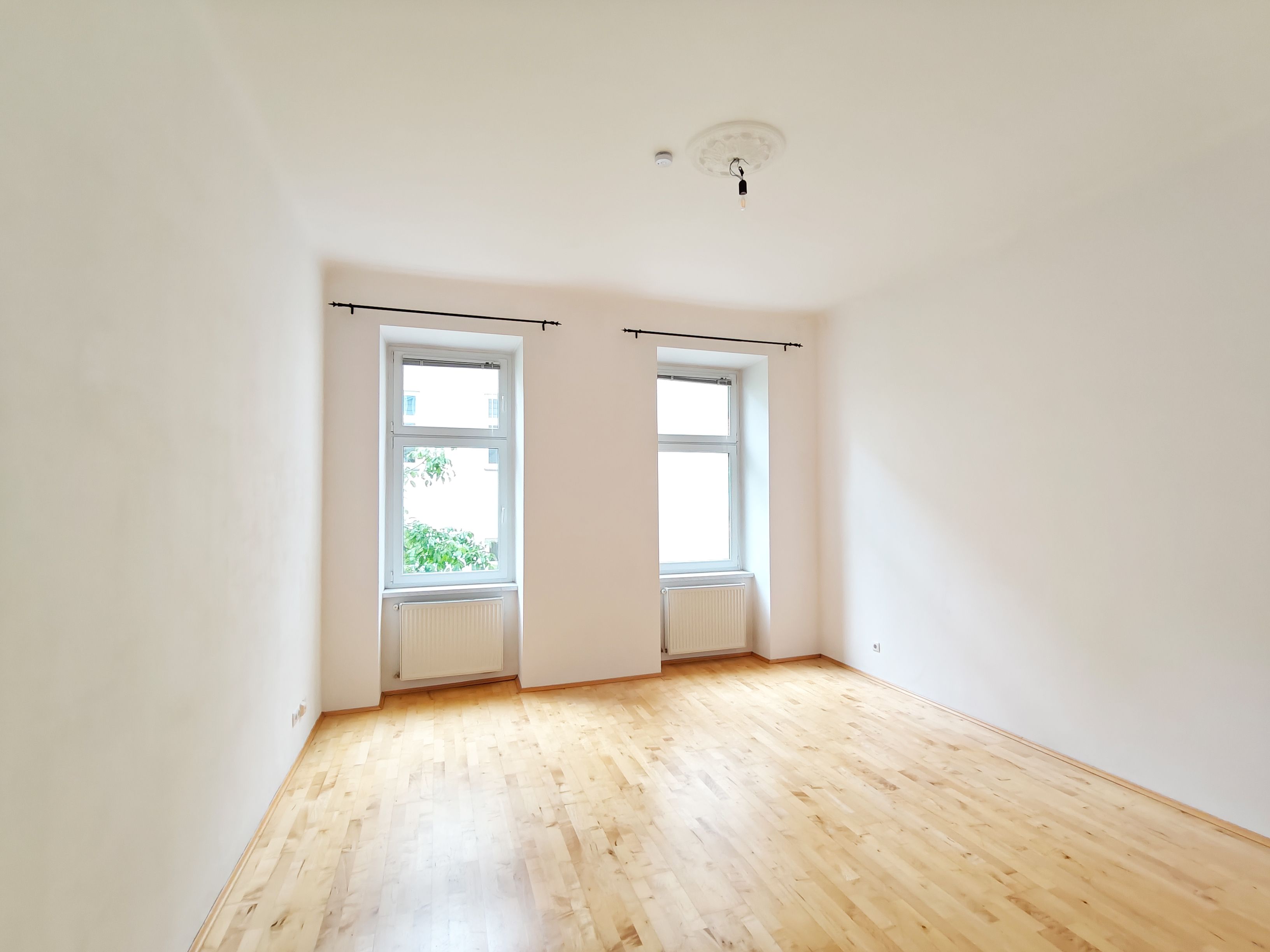 [Privat] 3 Zimmer, hell, ruhig, hofseitig, U-Bahn, Donaukanalnähe, kein Aufzug
