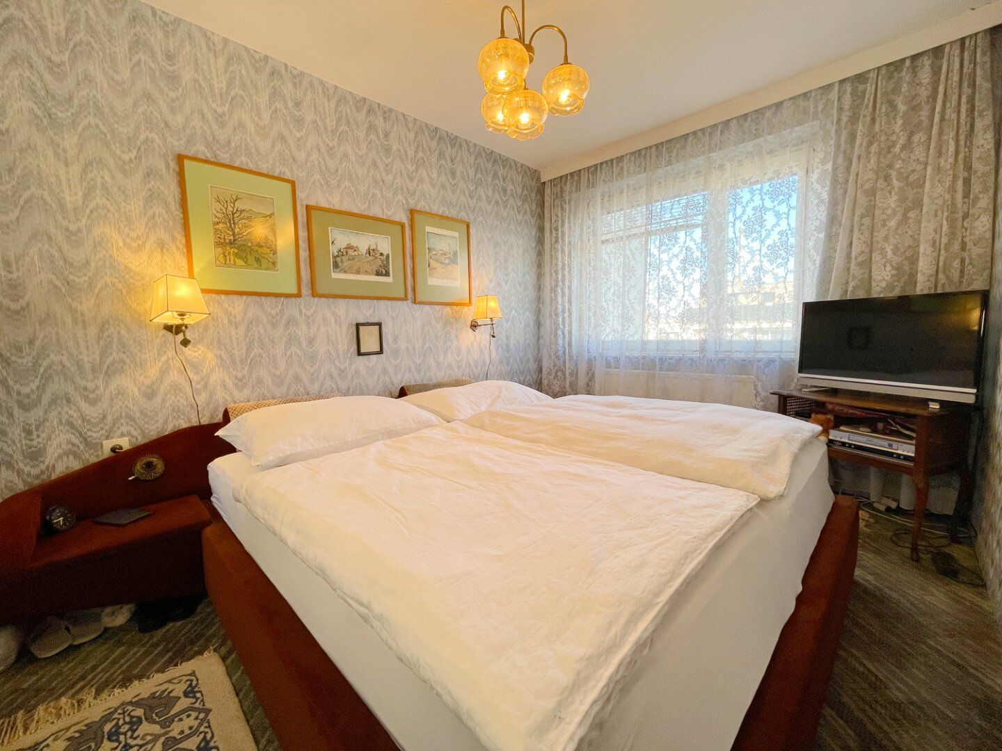 !!! Fiyat Düşürüldü - انخفاض في السعر - PREISGESENKT - Ruhige Wohnung mit Wintergarten, Tiefgaragenplatz und Top-Anbindung