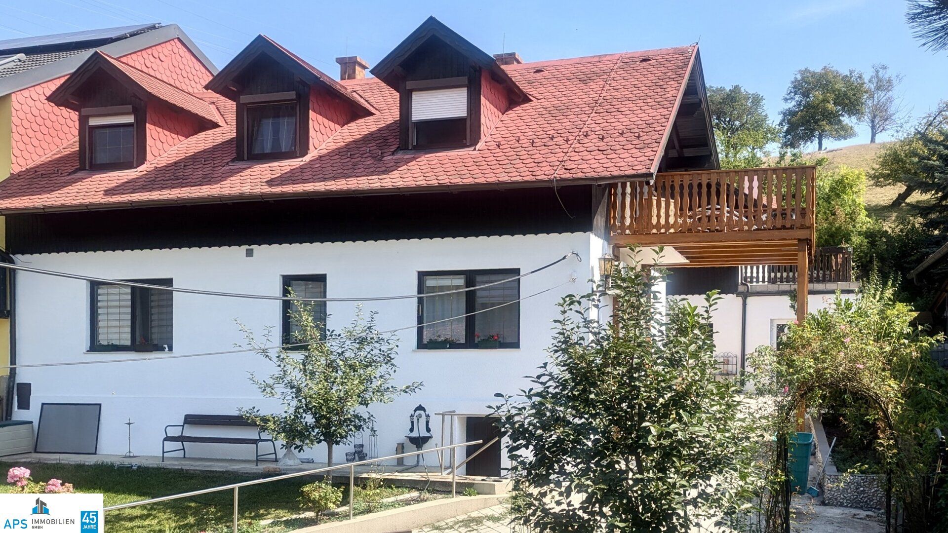 MEHRFAMILIENHAUS IN GRÜNRUHELAGE - über 200 m² Wohnfläche - 1.463 m² Grund - zwei getrennte Wohneinheiten