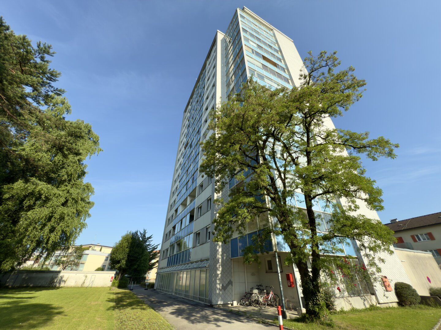 Geräumige 4-Zimmer-Wohnung in Bregenz mit Loggia & Garage - perfekt für Familien oder als Investment!