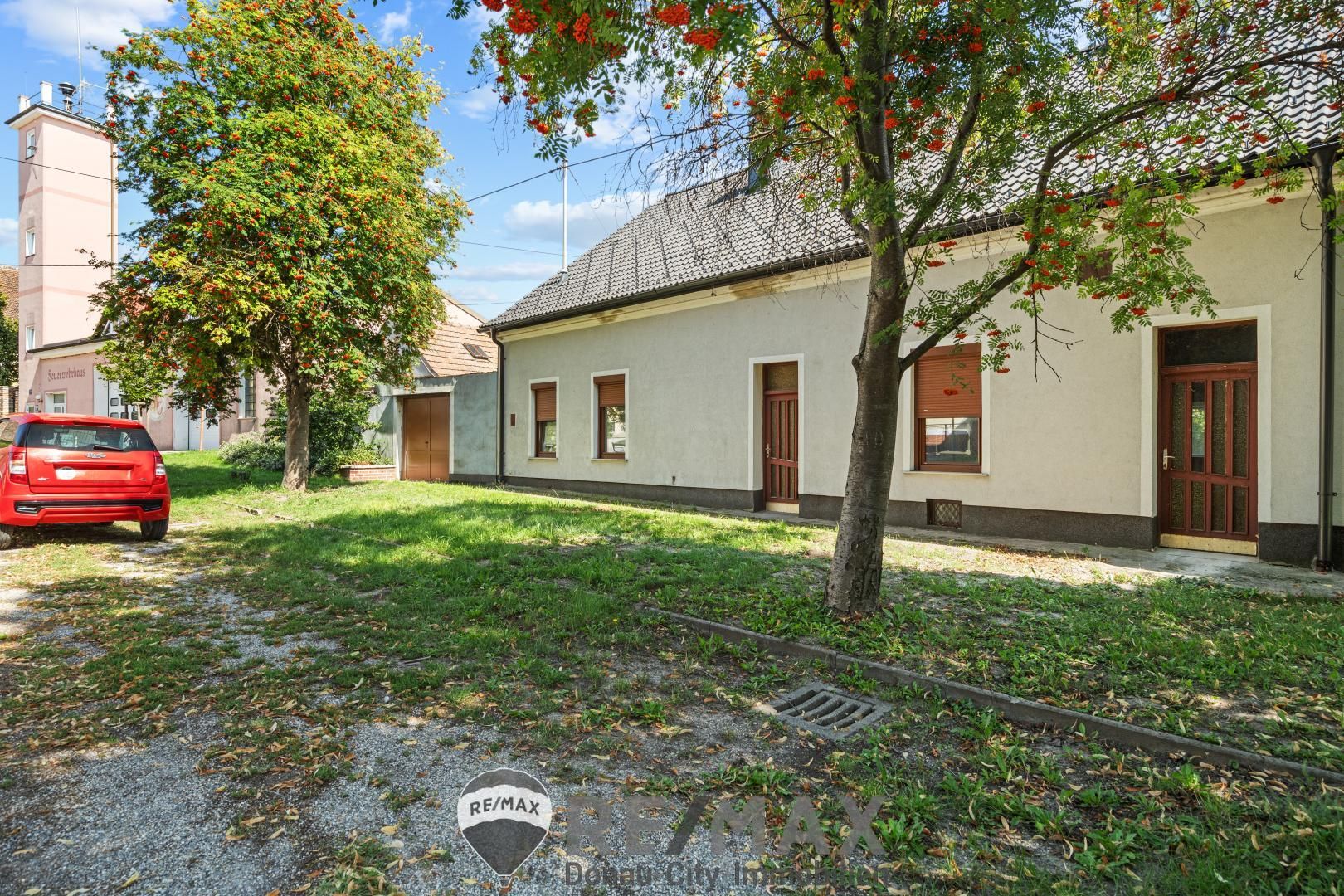 OPEN HOUSE - 
