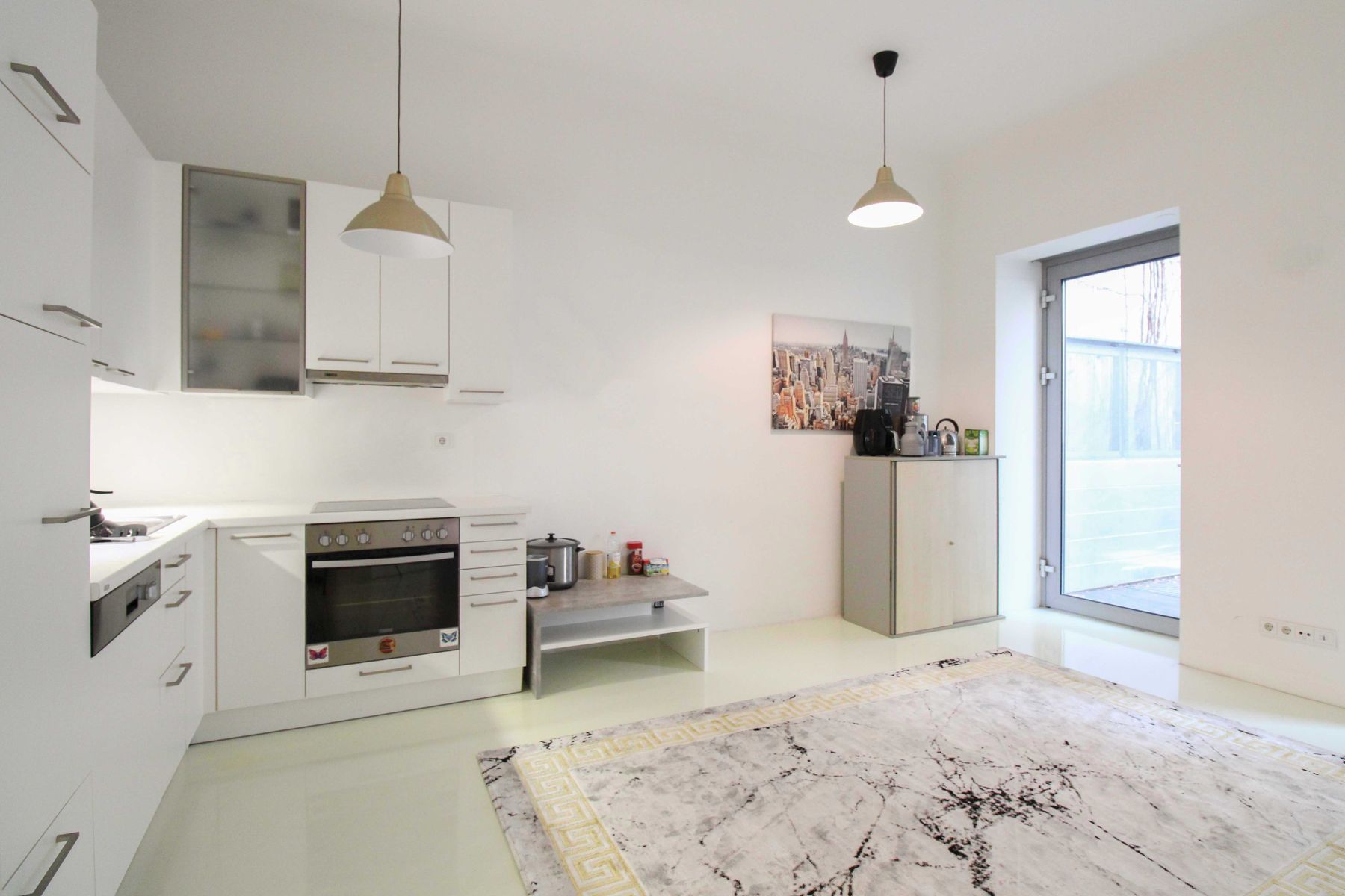 Moderne 2-Zi.-Wohnung mit Terrasse in top Lage im 8. Bezirk !