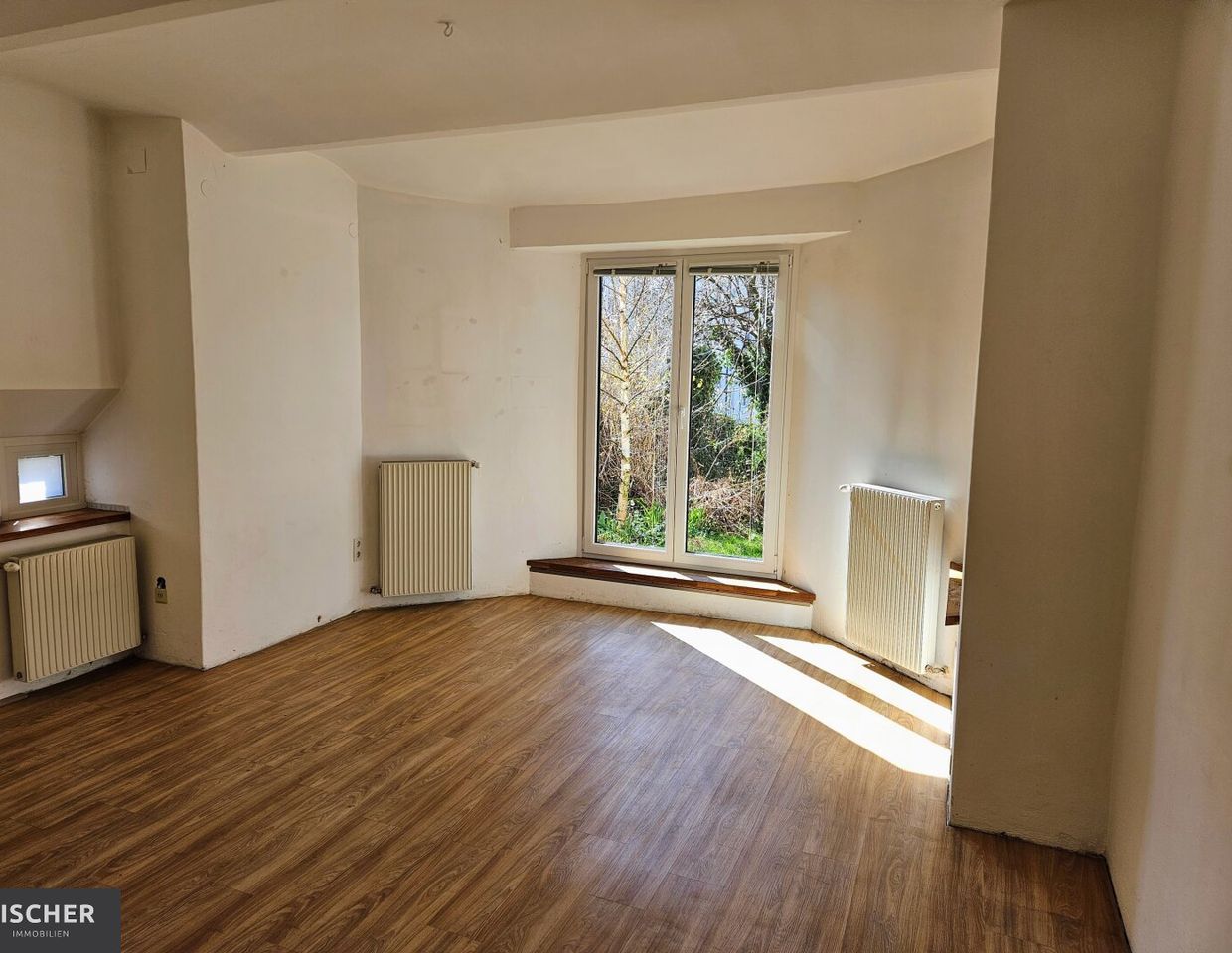 Altbauwohnung mit Garten - auch zur Anlage!