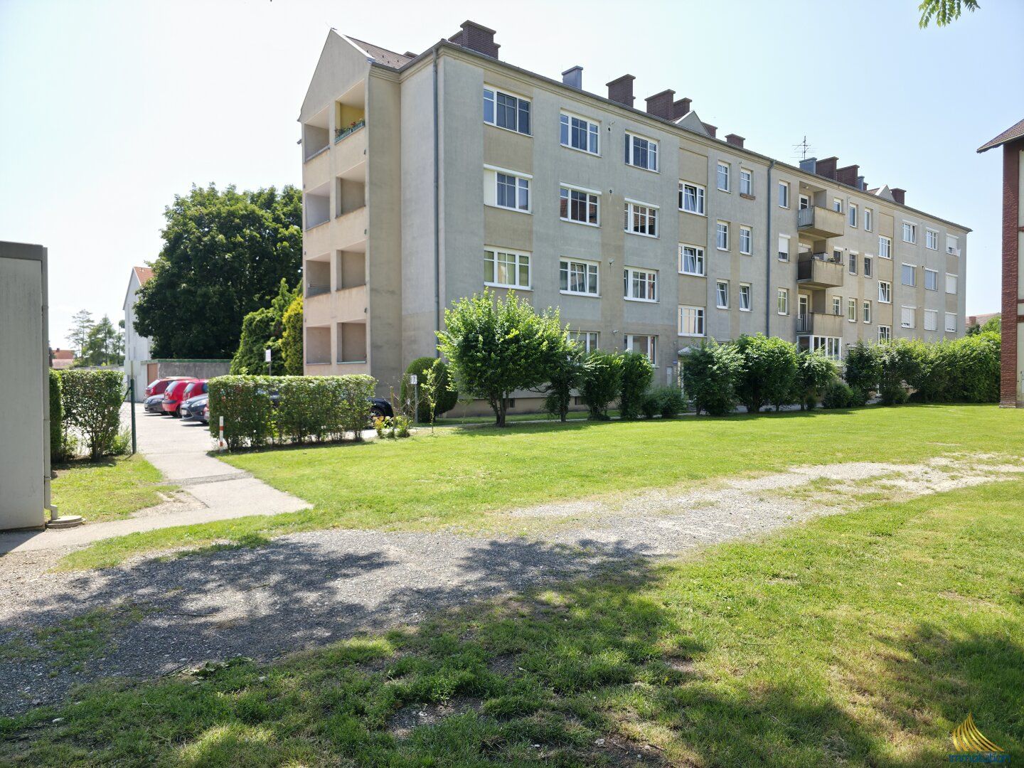 Helle 3-Zimmer-Wohnung mit 2 Loggien - 700m zum Neufelder See !