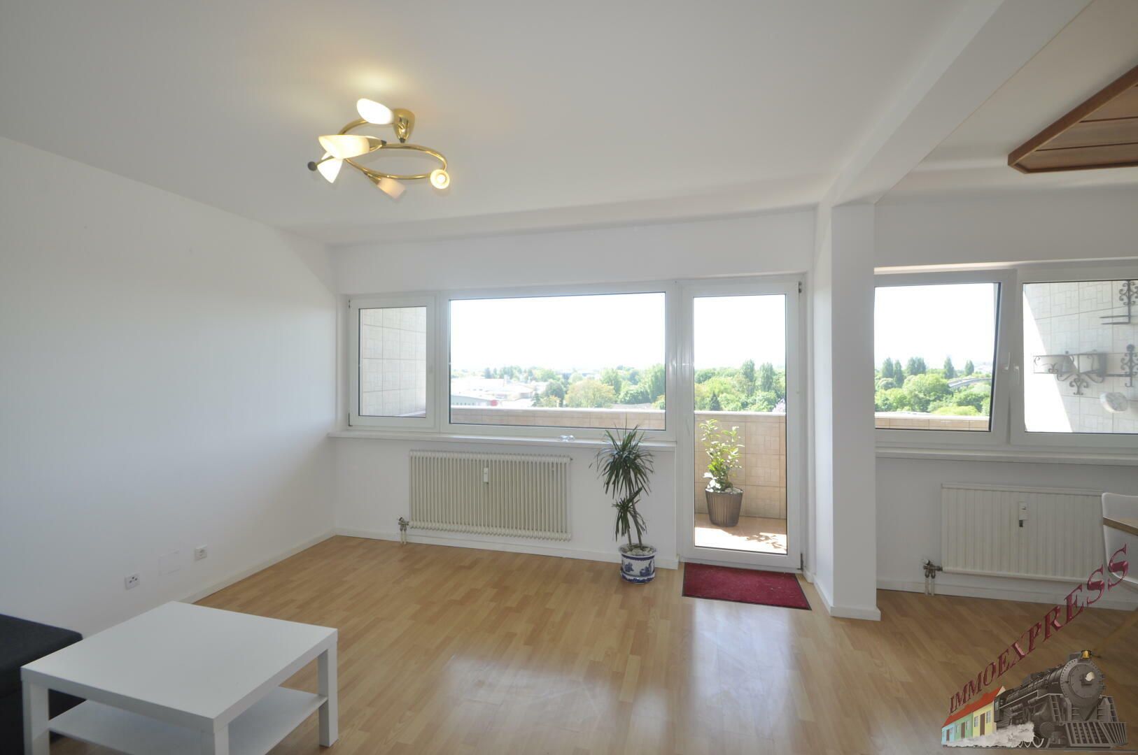 Rainersiedlung! Sonnige 79m² Wohnung mit Fernsicht mit Blick auf den Klangturm