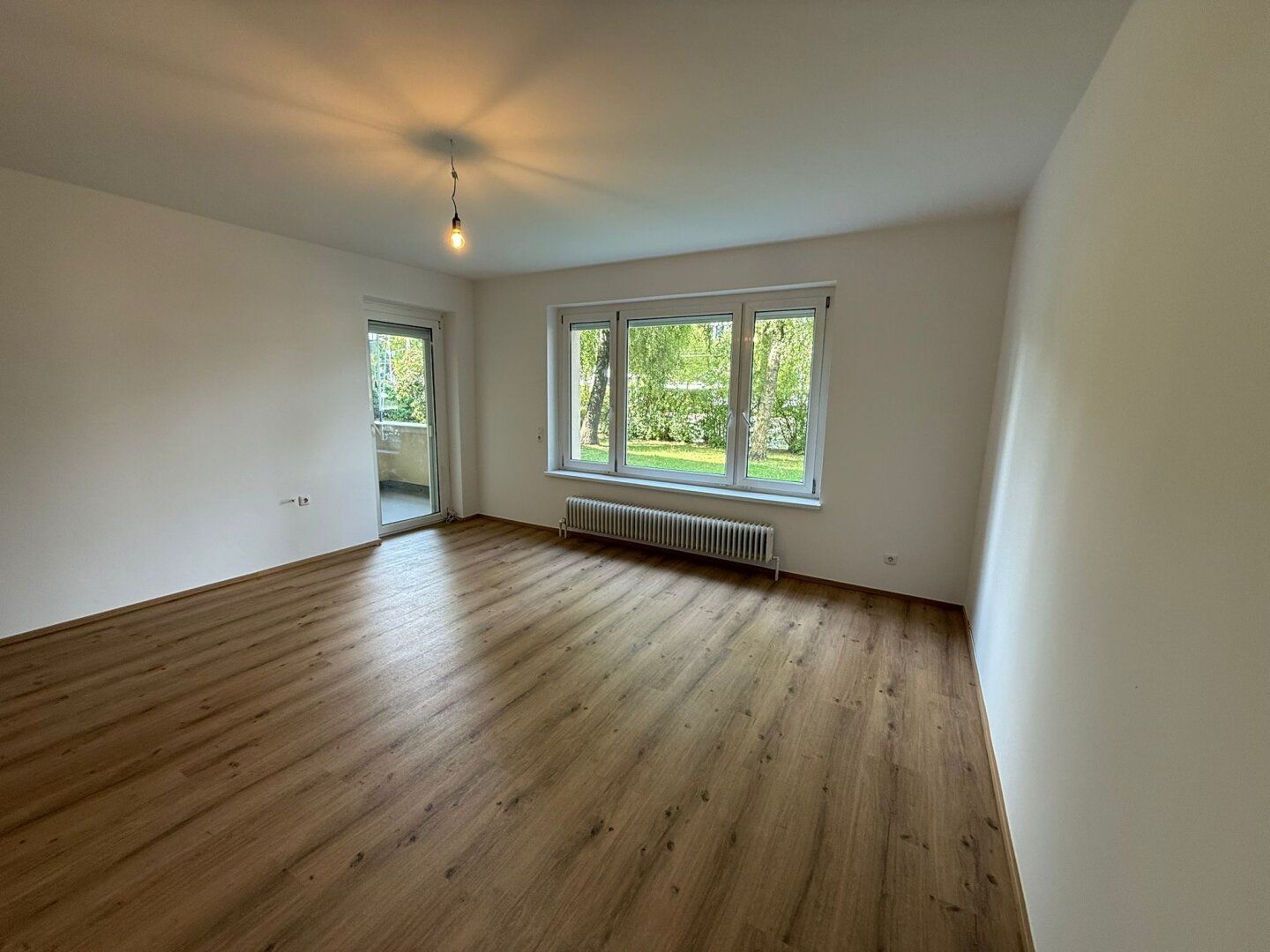 Großzügige 5-Zimmerwohnung mit bester Infrastruktur und Freistellparkplatz - Linz