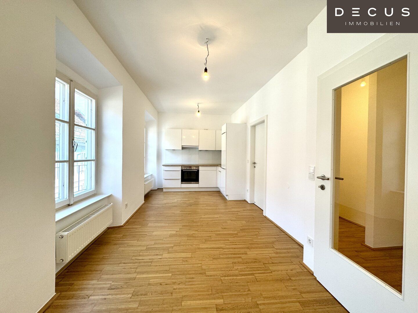 | CHARMANTE 2 ZIMMER-WOHNUNG | inkl. SCHRANKRAUM | ca. 52m² | 3. OG. | HELL & GEMÜTLICH | TOP LAGE | INNENSTADT | NÄHE HAUPTPLATZ
