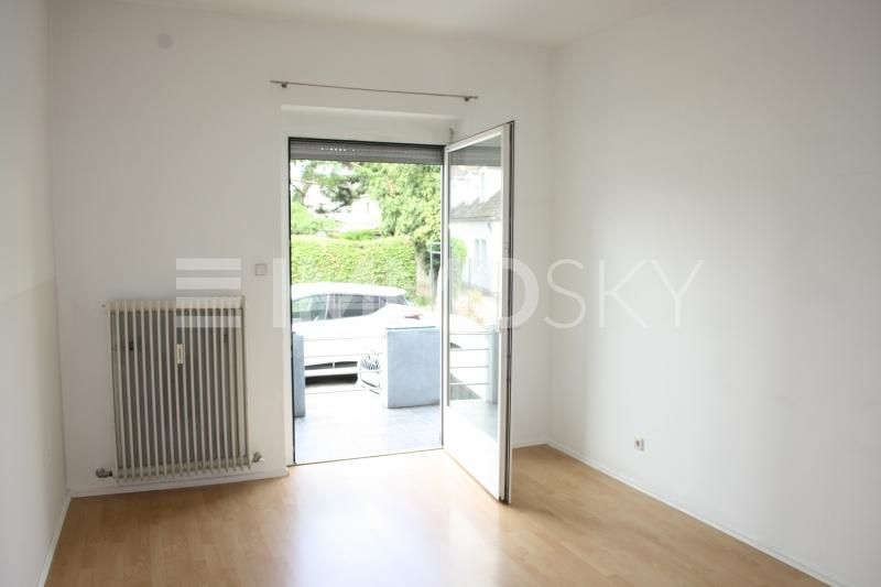 Gemütliches Zuhause im Hochparterre- mit 18 m2 Terrasse und Parkplatz
