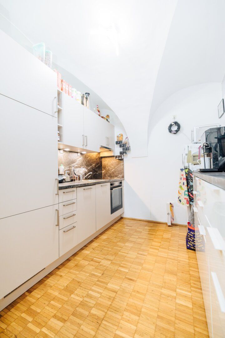 1 MONAT MIETFREI I AB SOFORT I SEHR ZENTRALE LAGE AM STADTPARK I XL-TERRASSE I TOP-KÜCHE I SEHR HELL & RUHIG I BADEWANNE I WG TAUGLICH I MODERN SANIERT I LICHTDURCHFLUTET I