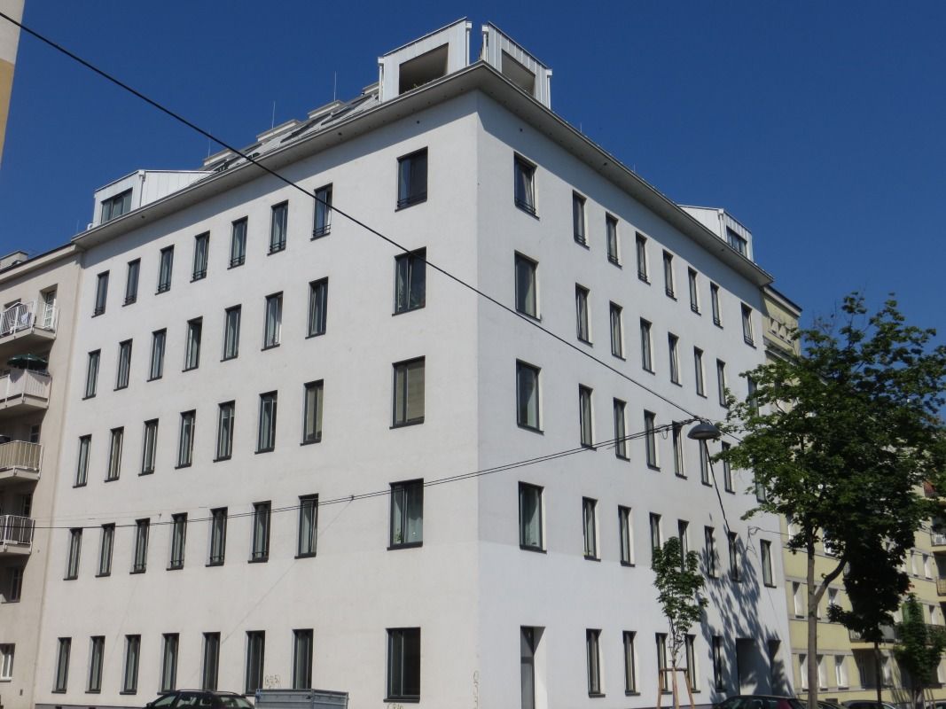 Geräumige 2-Zimmer-Dachgeschosswohnung - Nähe Bahnhof Meidling