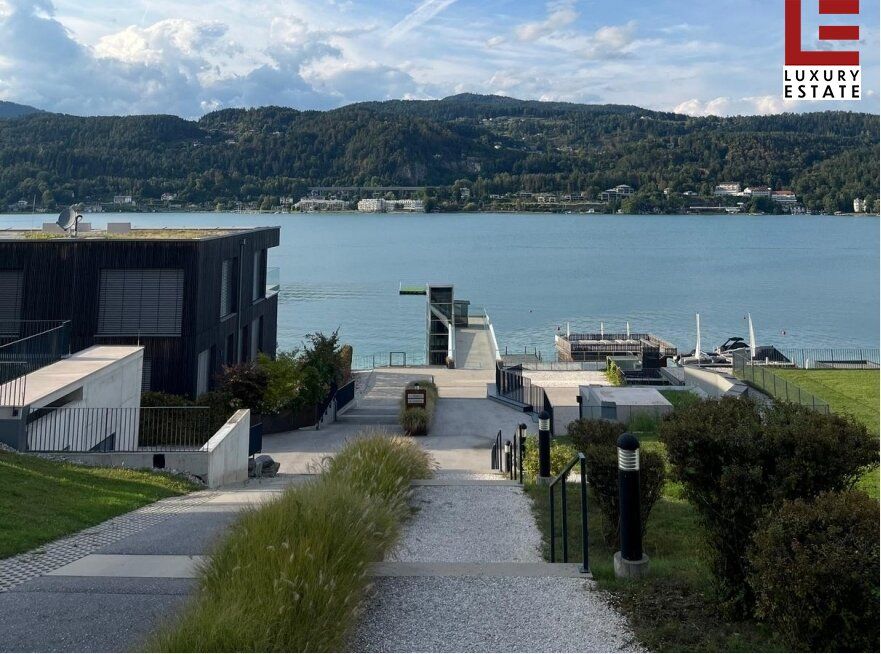 Wörthersee: Luxus-Ferien-Wohnung mit exklusivem See-Zugang