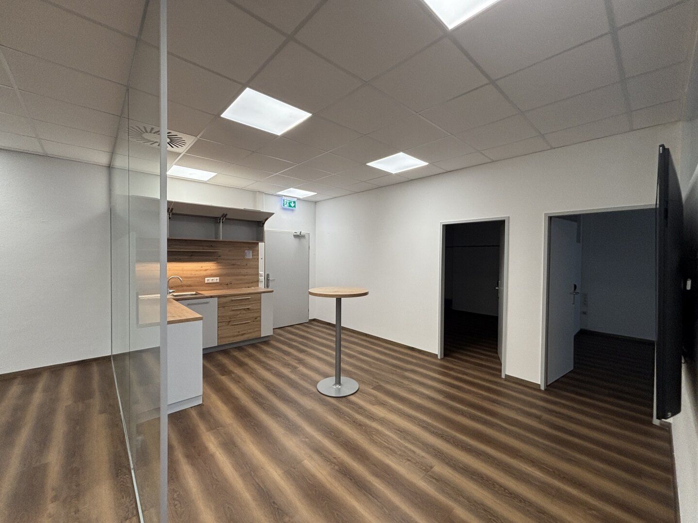 MODERNE BÜROWELTEN mit vielen Annehmlichkeiten IM PHILIPS-BUSINESS-KOMPLEX in Klagenfurt - Ansicht 2