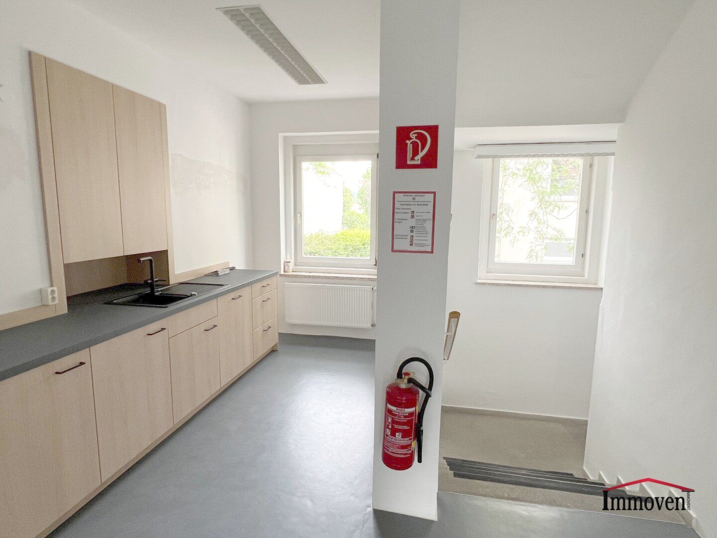 Kompaktes, teil-saniertes Büro auf Campusgelände - Ansicht 5