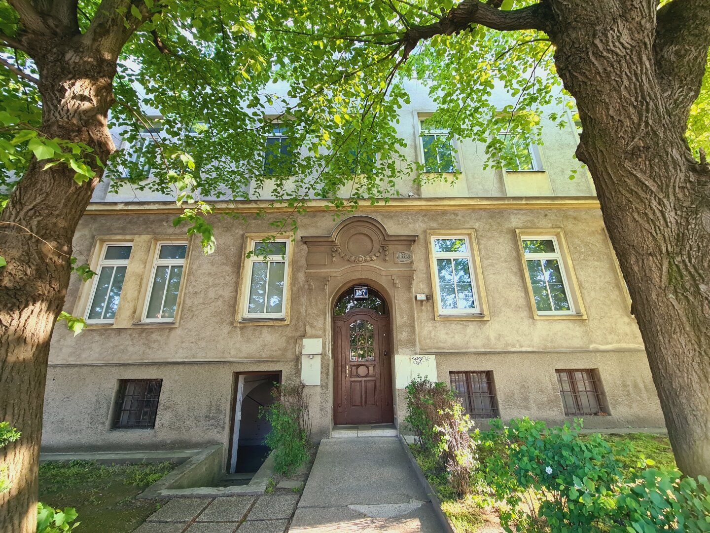 Altbau Garconniere U4 Station Ober St. Veit