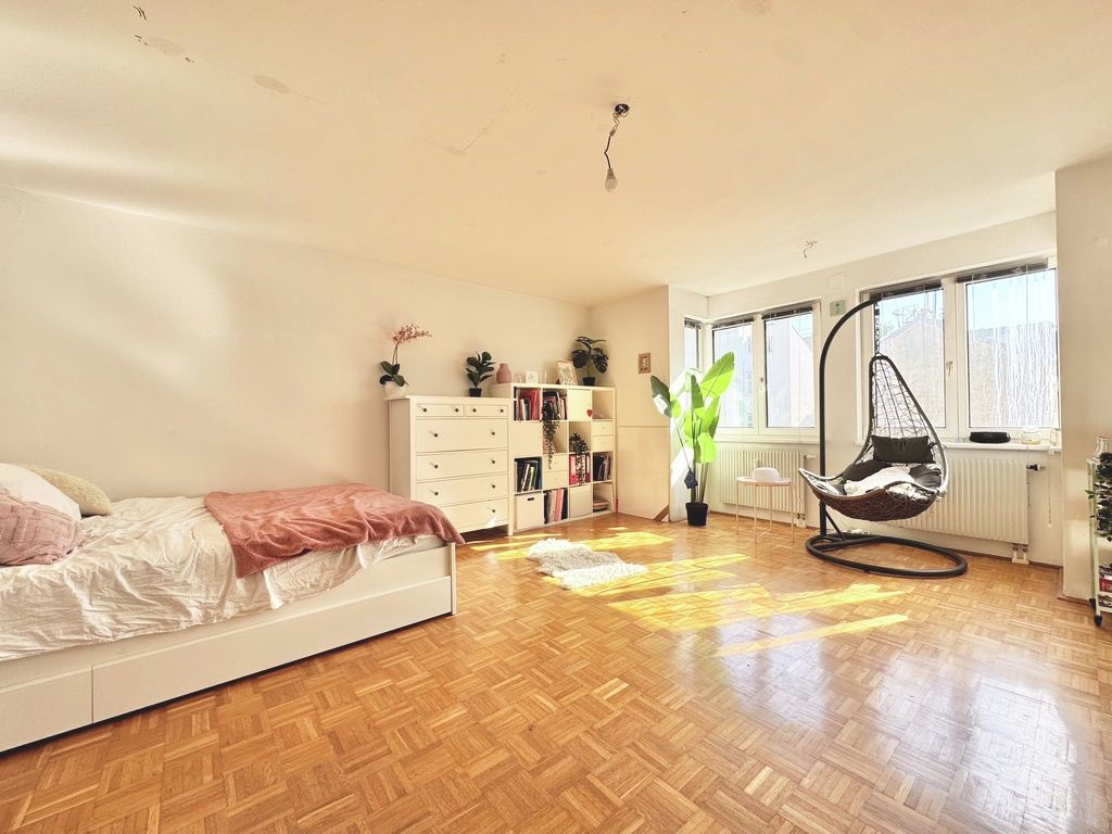 TOPLAGE NÄHE SCHLOSS BELVEDERE | HELLE SINGLEWOHNUNG | U-BAHN-NÄHE