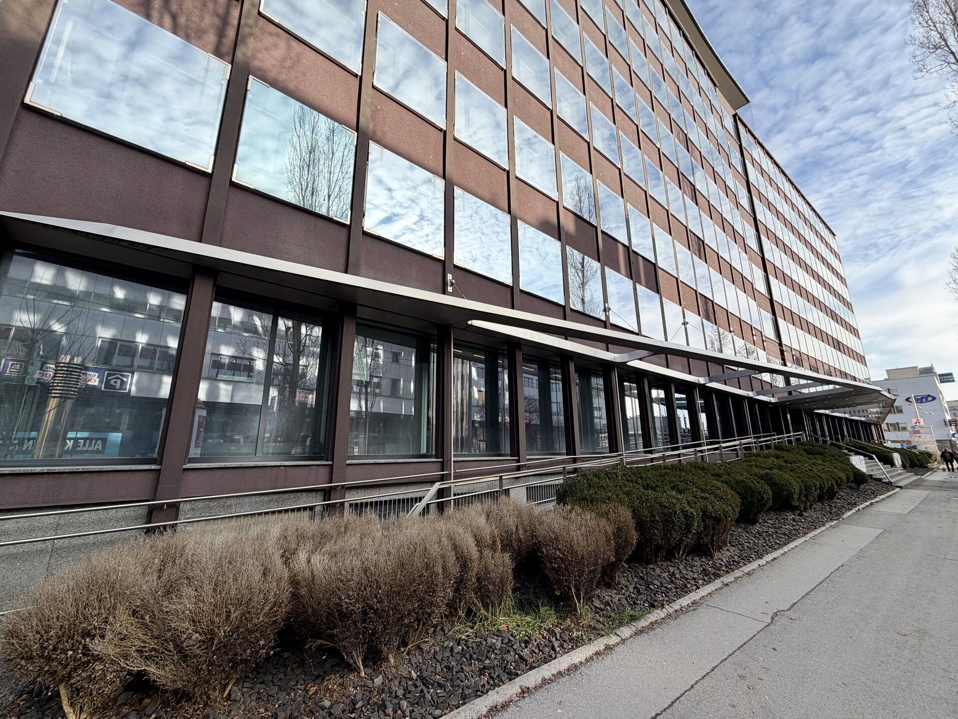 Moderne Bürofläche ca. 193 m² am Grazer Hauptbahnhof - im Erdgeschoss - zu mieten - Ansicht 2
