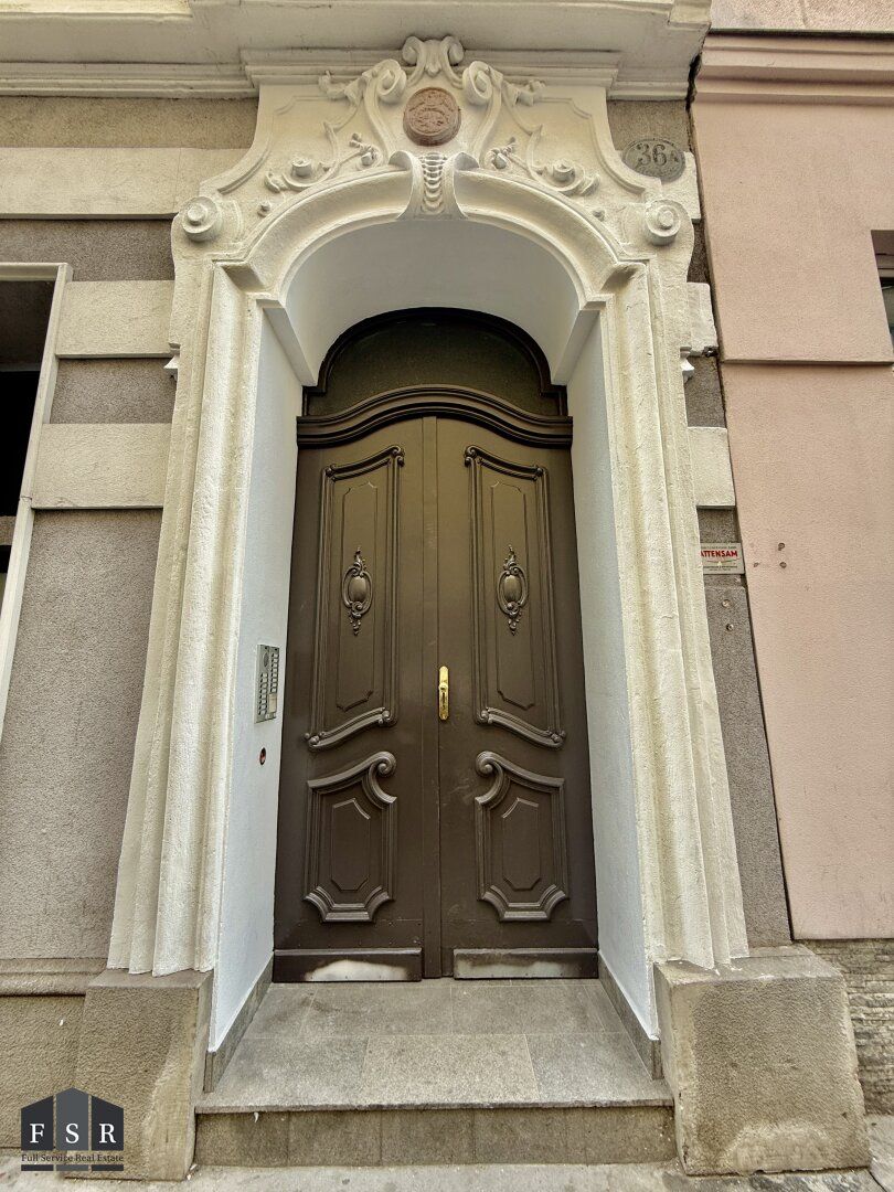 GENERALSANIERTE ALTBAUWOHNUNG (ca.95m²) mit BALKON (ca. 4m²) - 3 Zimmer - Vista 4
