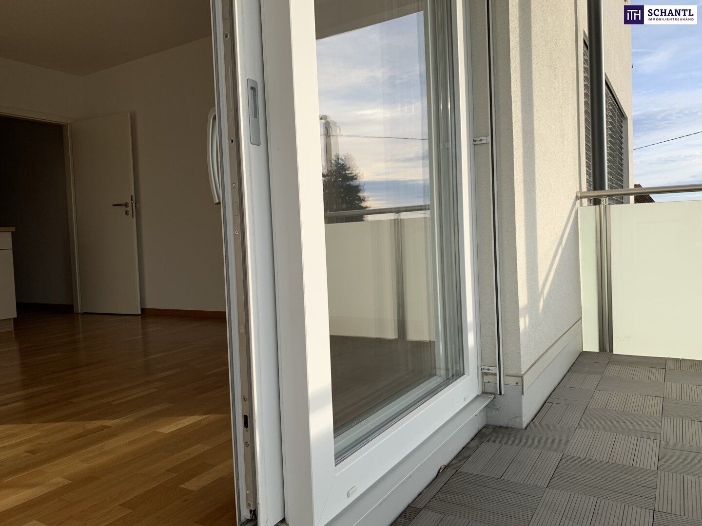 SONNENGLÜCK TRIFFT WOHNGEFÜHL - ein Zuhause, das umarmt! Lassen Sie sich diese wunderschöne Gelegenheit nicht entgehen! Gleich Besichtigungstermin vereinbaren - Vista 5
