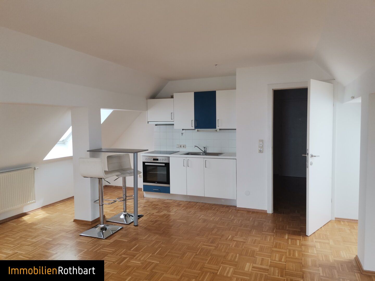 Dachgeschosswohnung in der Innenstadt!