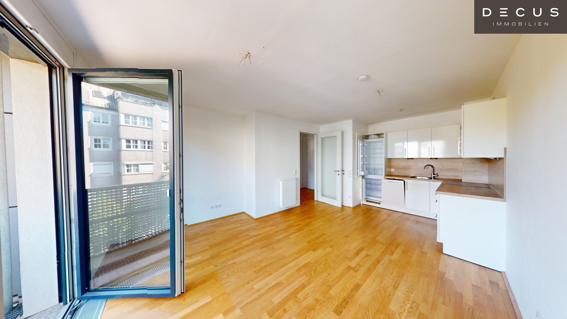 | ZWEI ZIMMER | HÜTTELDORFER STRASSE | AB OKTOBER | NEUBAU | ACHTUNG MUSTERBILDER