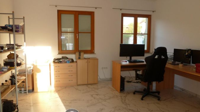 32. Arbeitszimmer