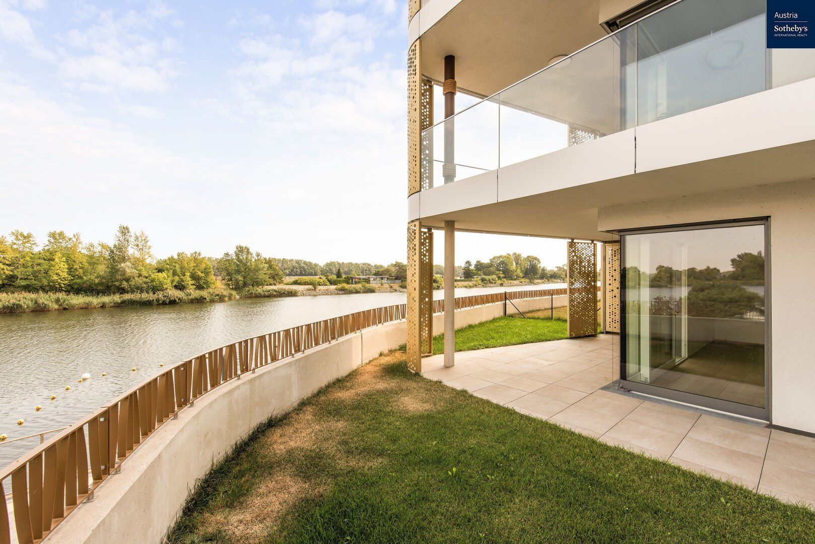 Wohn(T)raum am Wasser: Modernes Wohnen im grünen 19.Bezirk