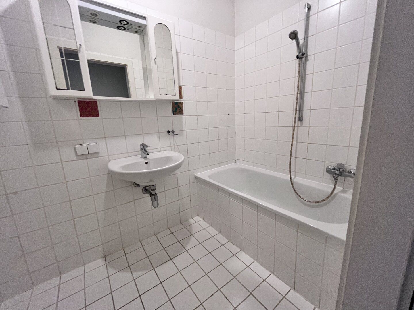 Graz-Zentrale Lage: 2. MONATE MIETFREI! Preiswerte 2-Zimmer-Wohnung mit Lift und optimaler Öffi-Anbindung! – pohled 6