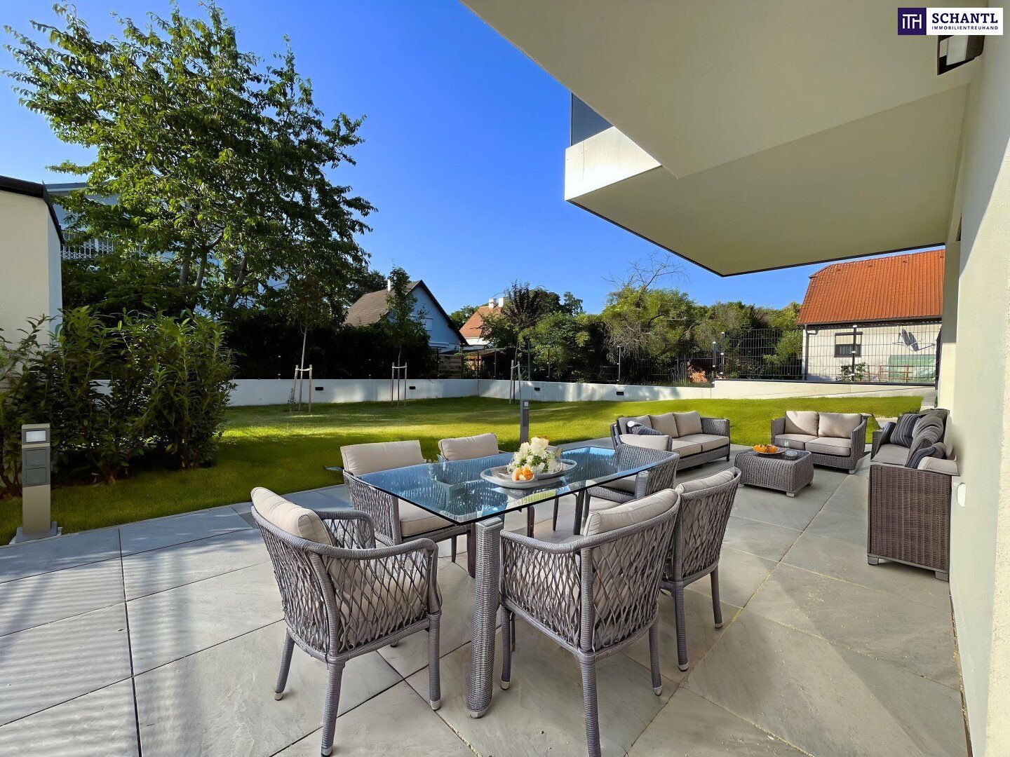 *Summer SALE* Drinnen stilvoll, draußen weitläufig: Großzügige 3-Zimmer Gartenwohnung in ruhiger Umgebung! Ihr grüner Rückzugsort mit Top-Anbindung!