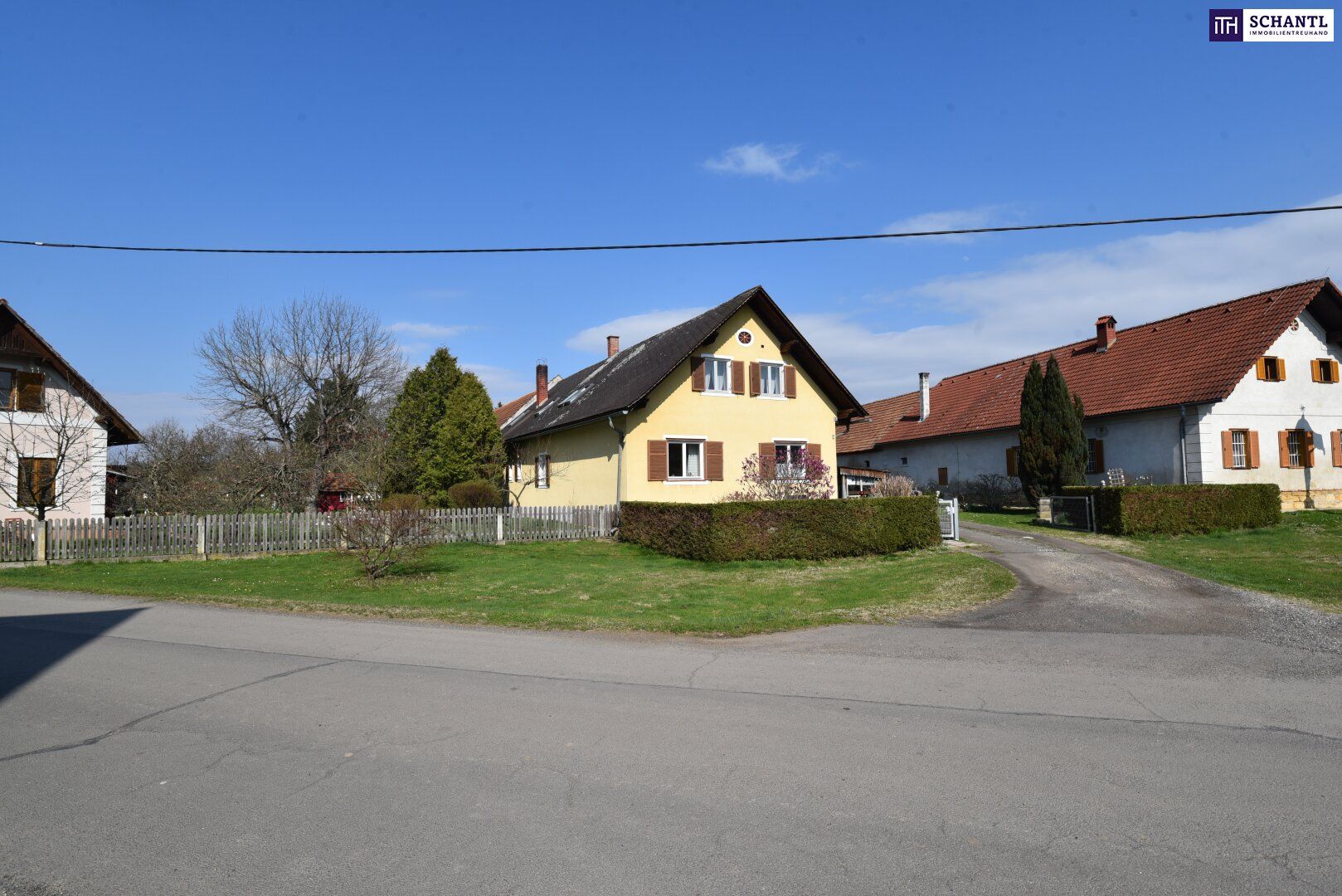 Ein Ort der Ruhe und Erholung: Idyllisches Landgrundstück mit Wohnhaus und Wirtschaftsgebäude auf 3.600 m² inmitten unberührter Natur bei Bad Radkersburg - Ihr persönliches Paradies!