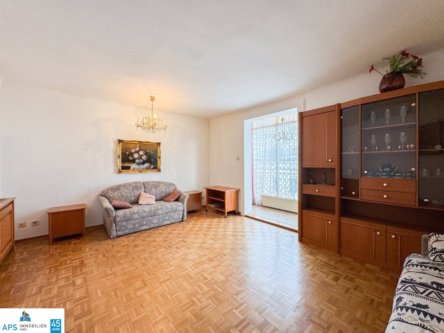 IDEALE DIENSTWOHNUNG MIT DACHTERRASSE - nahe Währinger Straße