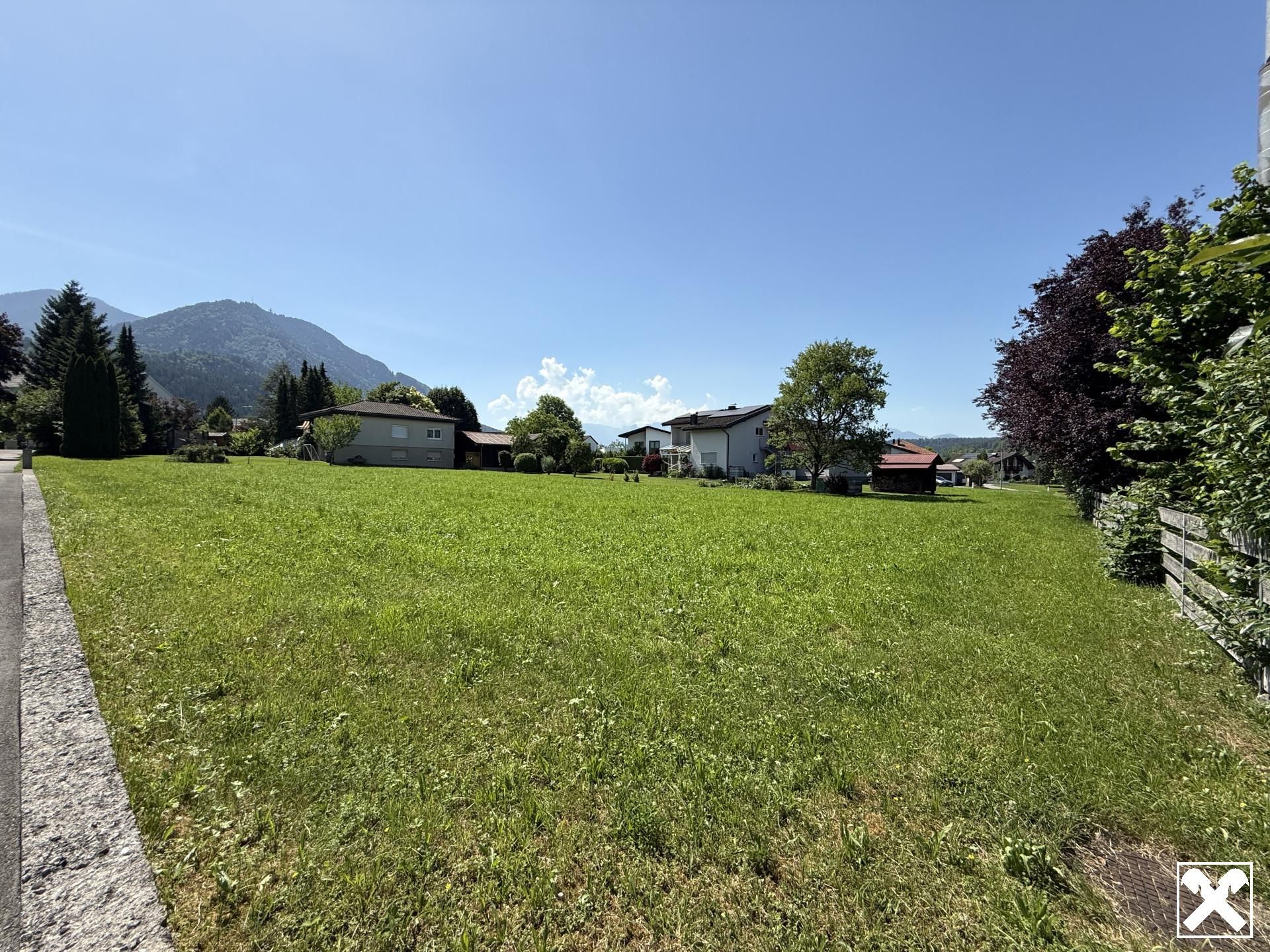 Baugrundstück in sonniger Lage - Mehr