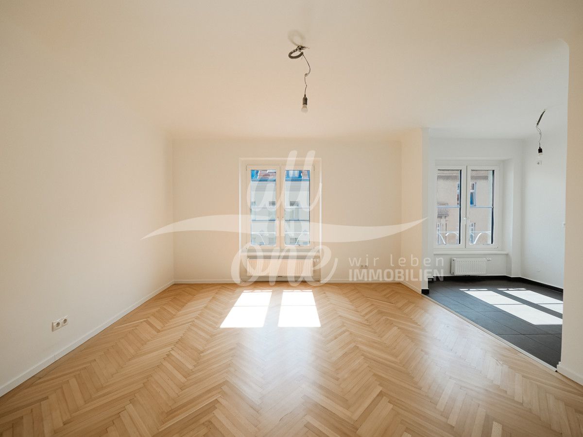 2-Zimmer-Wohnung im 5. Stock mit Lift -Erstbezug nach Sanierung