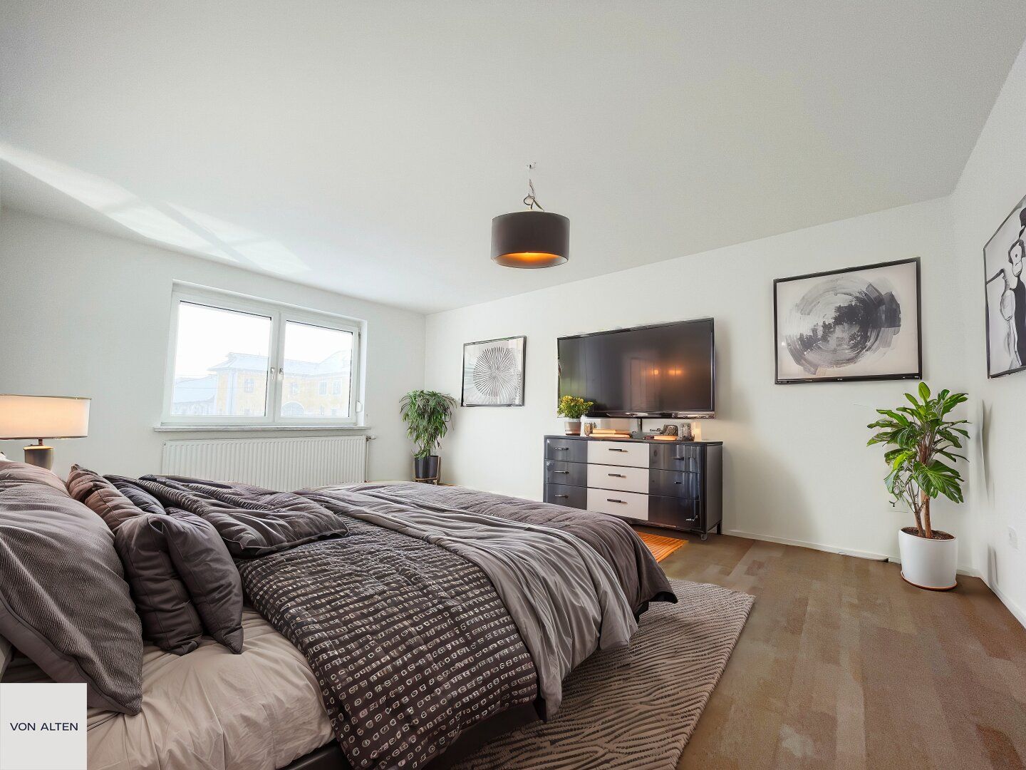 Modernisierte 2-Zimmer-Wohnung mit Garage und Zweitwohnsitz Option!