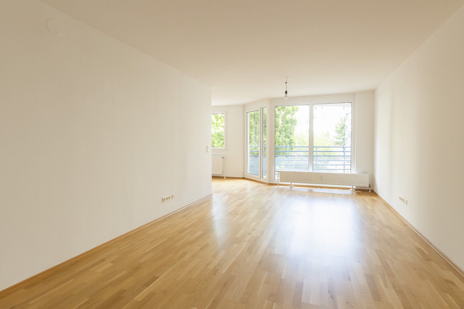 Gepflegte 1,5-Zimmer-Wohnung mit Loggia im 3. Liftstock zu verkaufen!