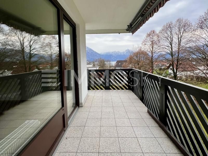 Schlichtes Eigenheim mit herrlicher Aussicht - ca. 400m zum Traunsee!