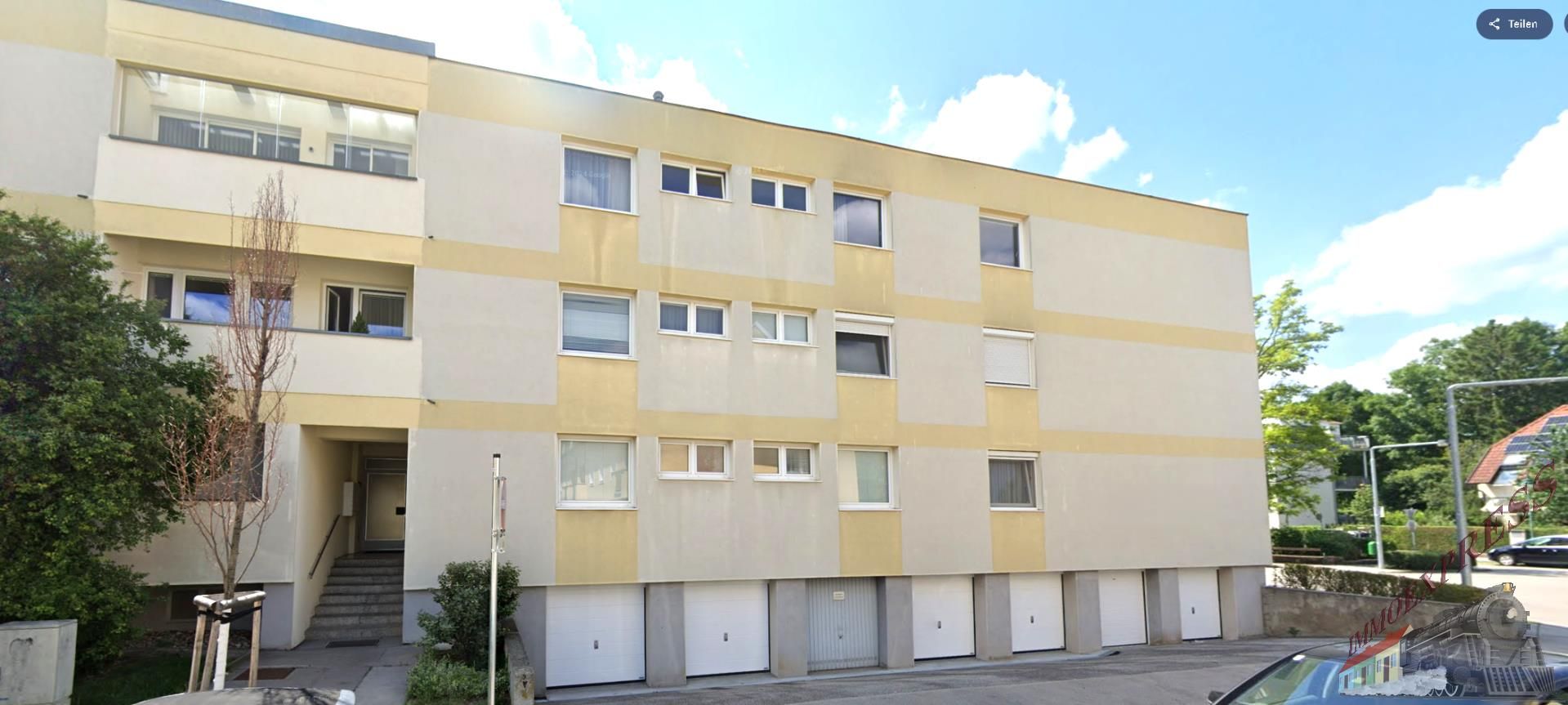 Sofortbezug möglich / 2 Zimmerwohnung mit Balkon in zentraler Lage,