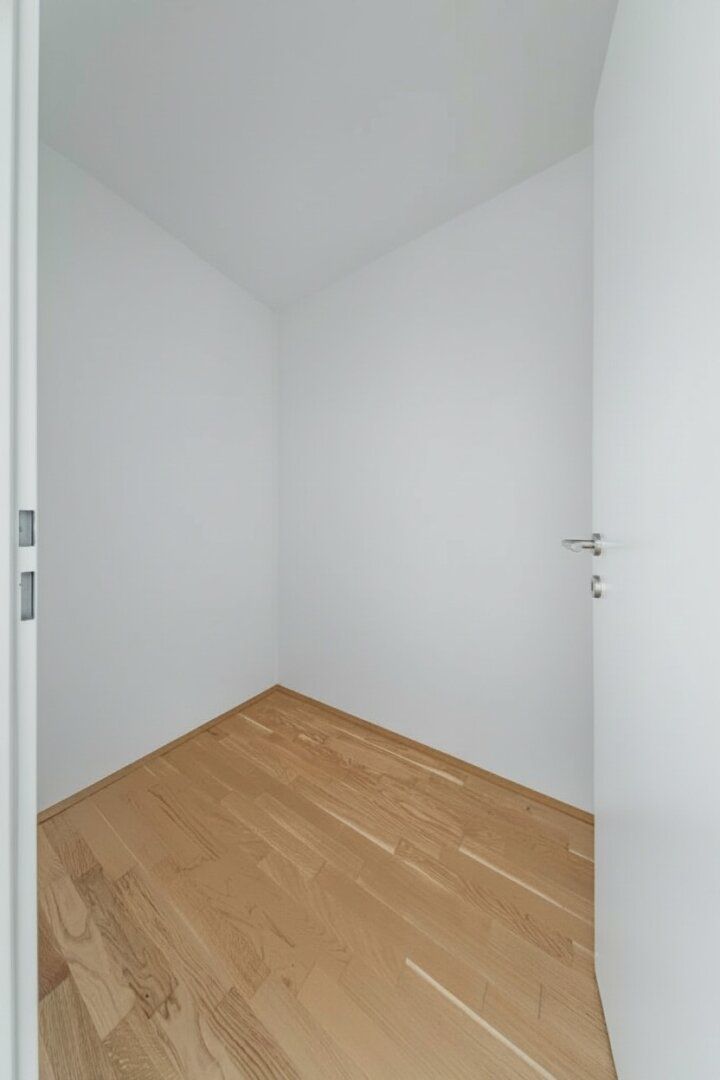 charmante 3-Zimmer Anlegerwohnung mit bodentiefen Fenstern und 2 Balkone >> Top Anbindung - Mehr