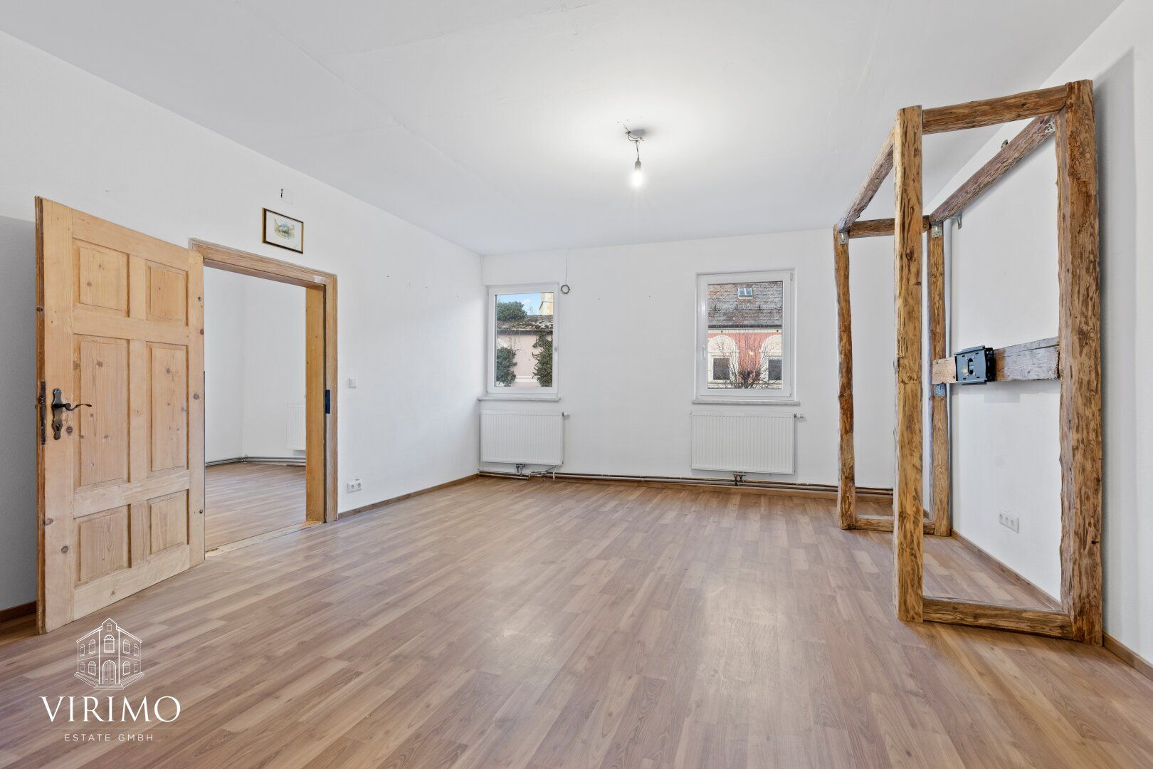 Großzügige 5-Zimmer-Wohnung mit Balkon, Garten & Parkplätzen im Zentrum von Waldhausen