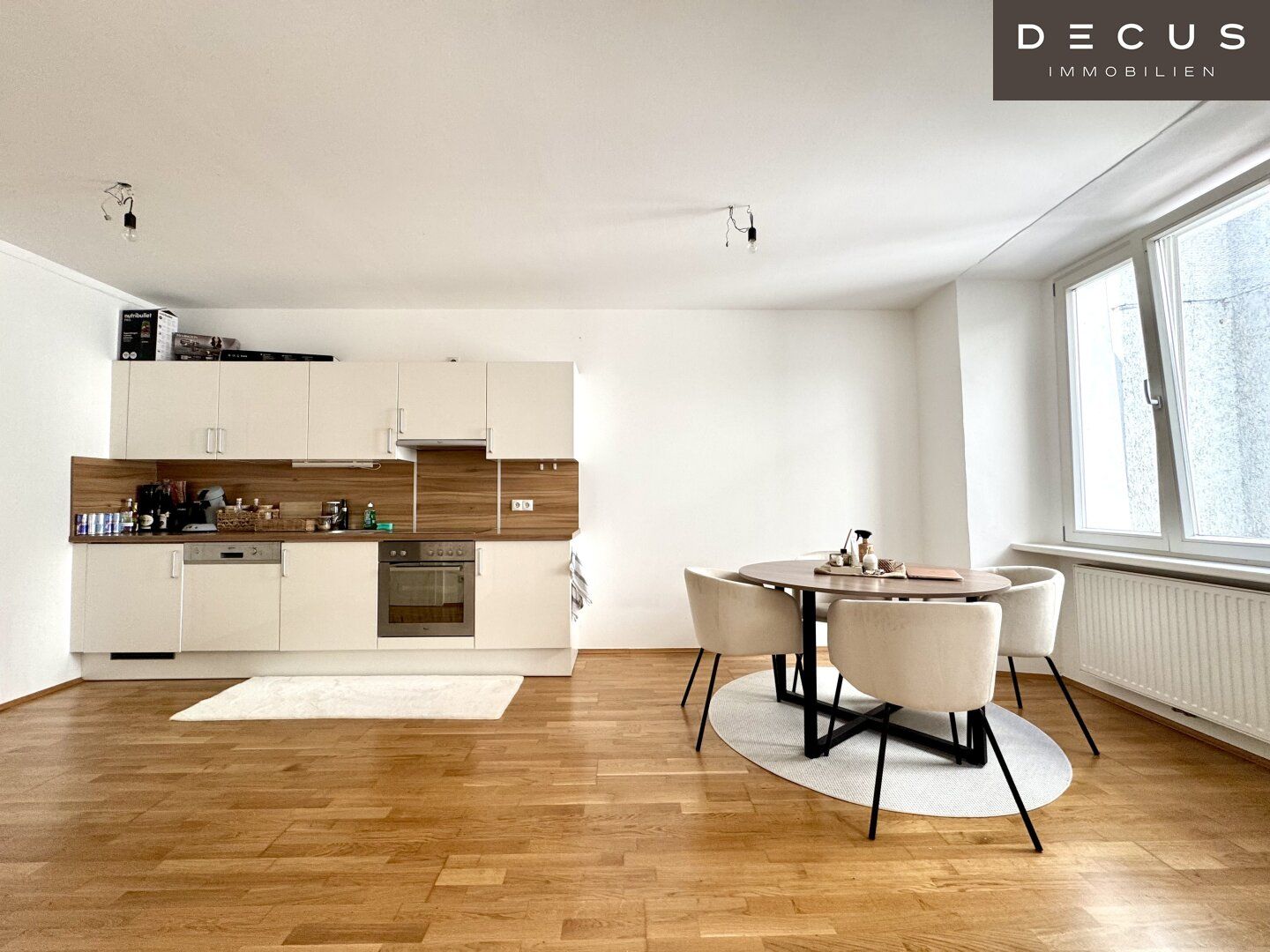 | MODERNE & HELLE 2-ZIMMER-WOHNUNG | 2.OG | IDEAL FÜR PAARE ODER SINGLES | TOP LAGE | INNENSTADT