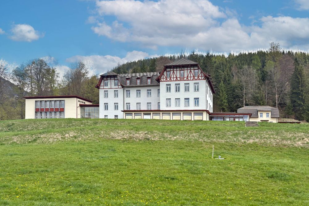 Exklusives Entwicklungsareal mit Bestand & Projektstudie im grünen Herz Österreichs! Aflenz Kurort - Ansicht 3