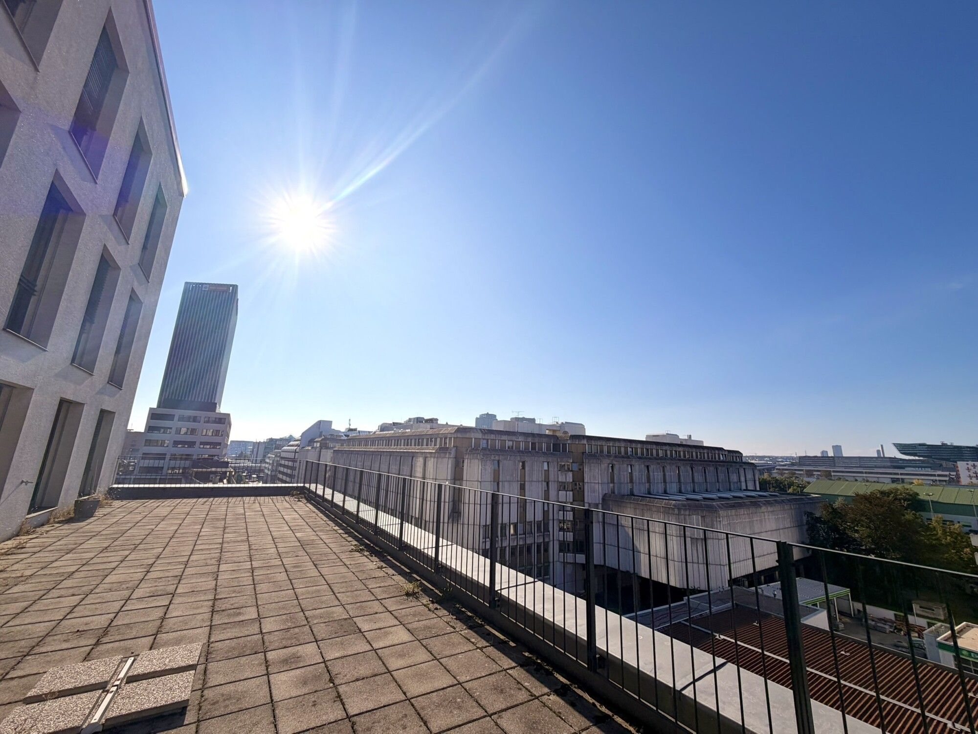 Effizientes 290 m² Büro im TownTown | klimatisiert | sofort verfügbar - Ansicht 2