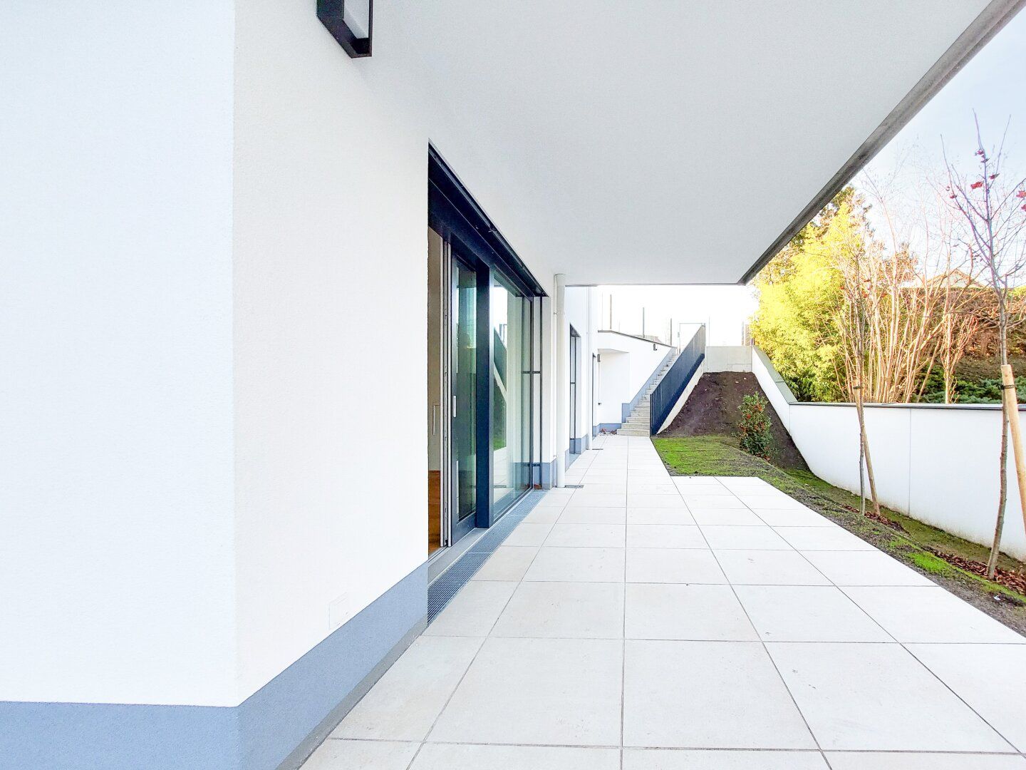 3-Zimmer-Gartenwohnung mit 88 m² - Westausrichtung & Top-Lage bei U1