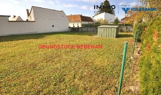 Grundstück nebenan